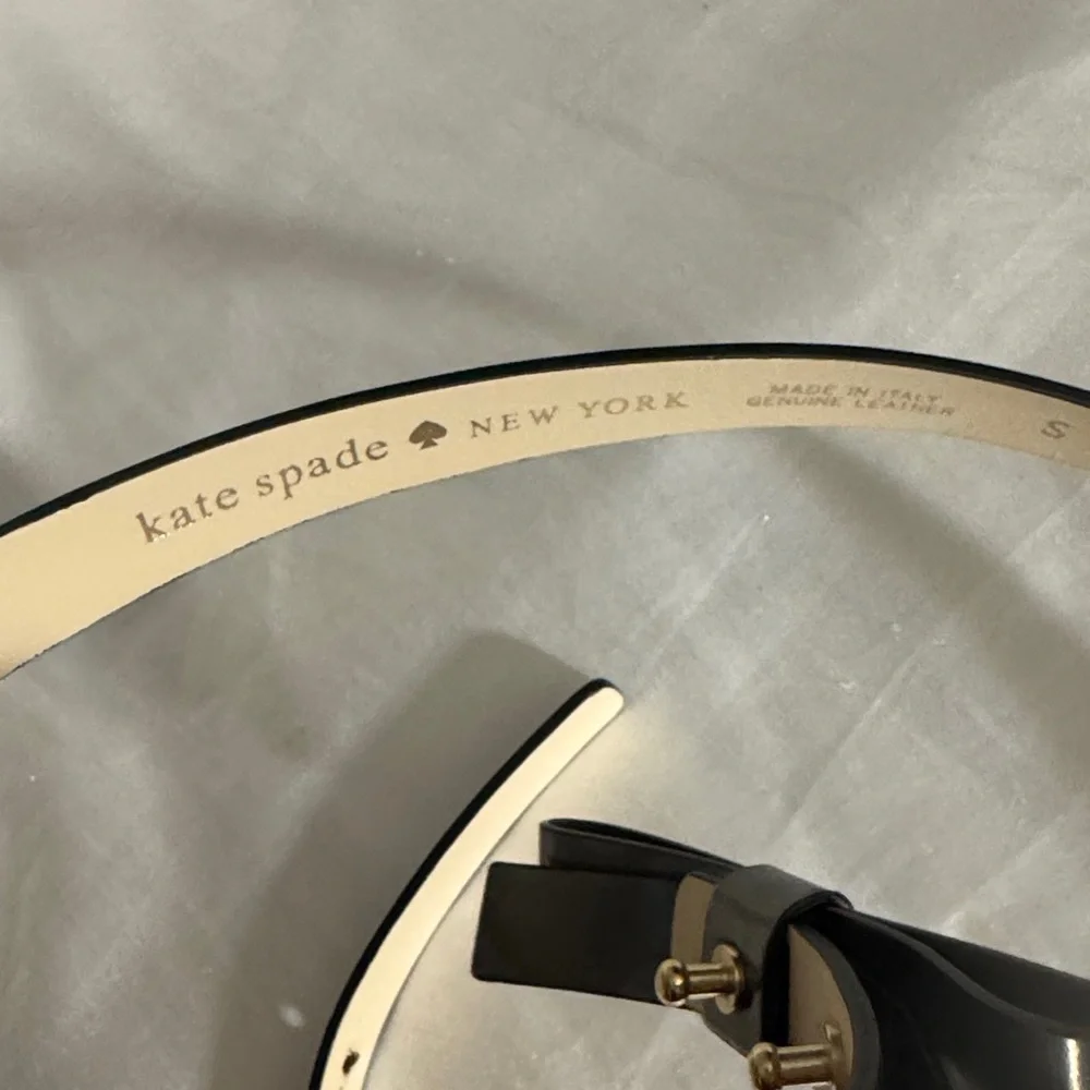 kate spade black patent bow belt